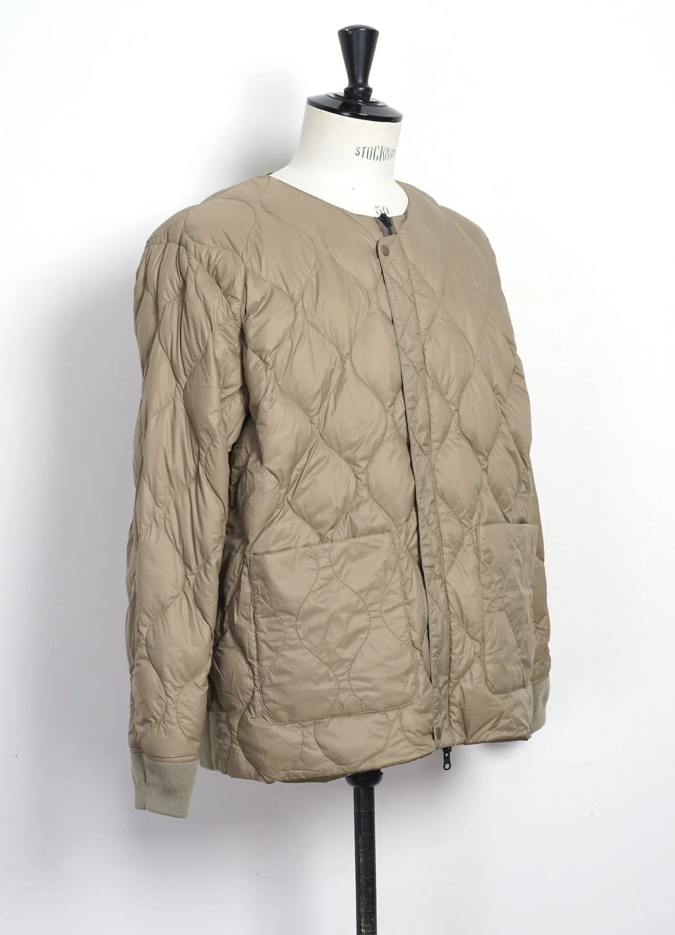 TAION x BEAMS | Reversible MA-1 Type Inner Down Jacket | Olive/Beige